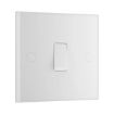Picture of Single Light Switch, 2 way - 900 Series White Moulded